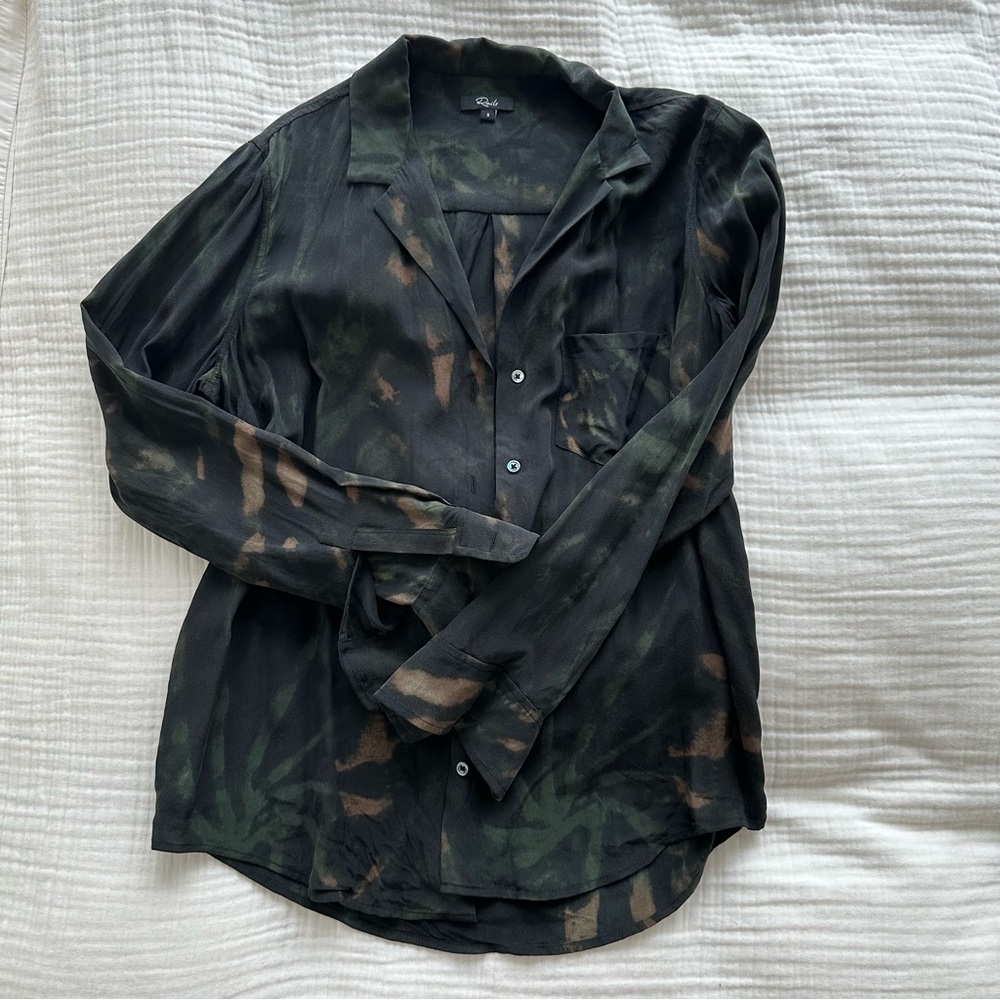 Rails Silk Tie Dye pajama collar blouse size small